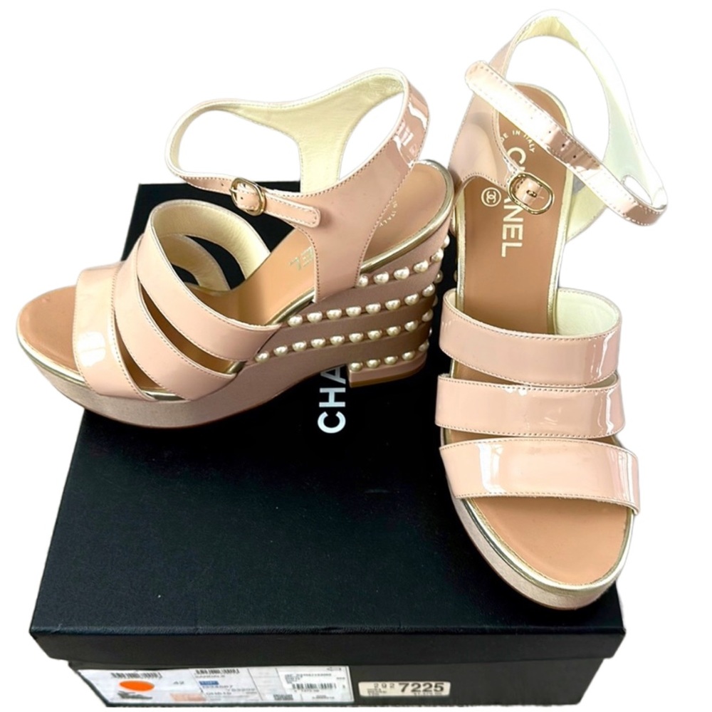 CHANEL Pearl Platform Wedge Sandals Nude Beige-Pink EU size 42 RARE 19P - Picture 3 of 10